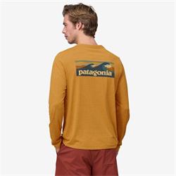 Patagonia Herren Long-Sleeved Capilene® Cool Daily Graphic Shirt - Waters Boardshort Logo: Pufferfish Gold X-Dye