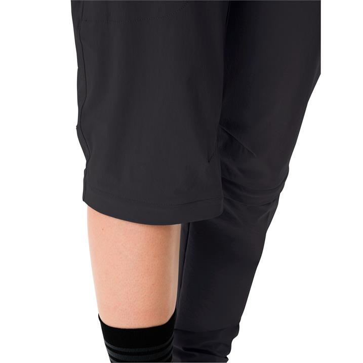 Vaude Farley Stretch Capri T-Zip III short black Damen Trekkinghose